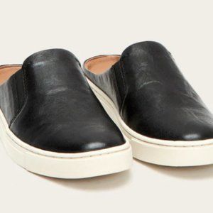 Frye brand new in box fabulous Ivy Mule black sneaker